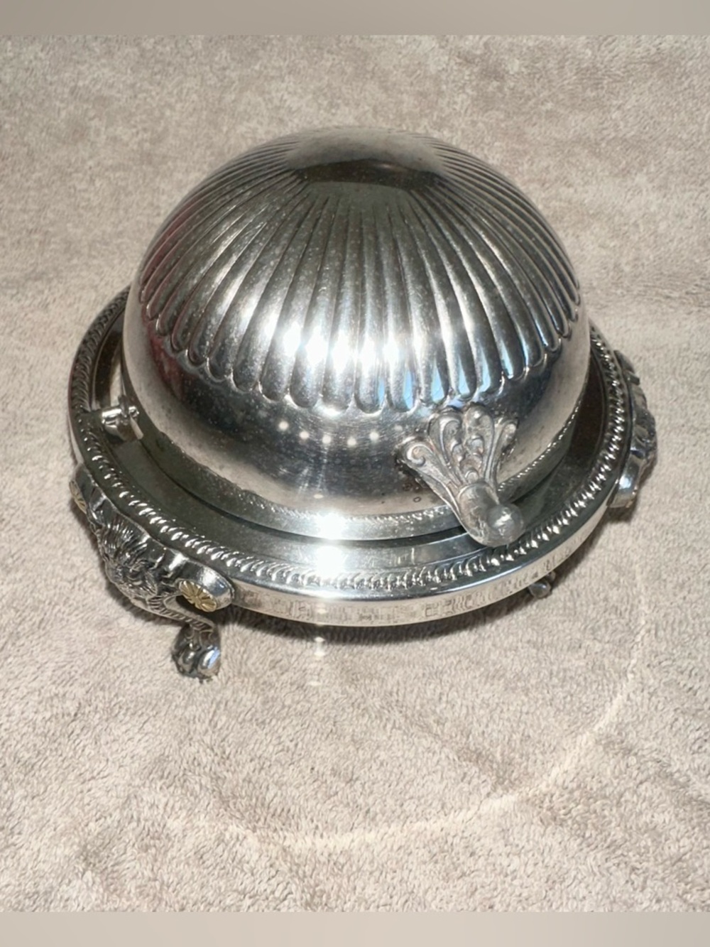 Vintage 1883 F.B. Rogers Silver Co 273 Roll Top Dish Lion Head Feet 1940s-1960s